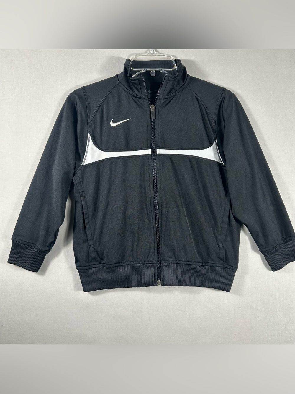 Nike Jacket Boys Size Small Full Zip Hoodie Black White Athletic Training Jacket